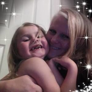 Meet your Posher, Desiree